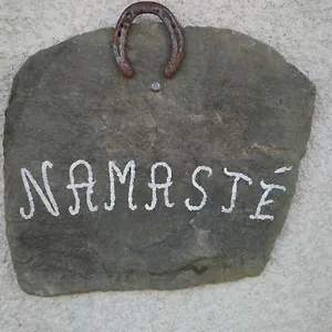 Namasté Saint-Julien-d'Intres